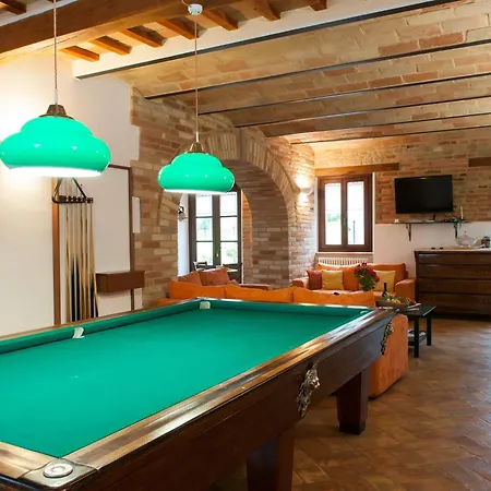 Villa Collerovere Sant'Angelo in Pontano