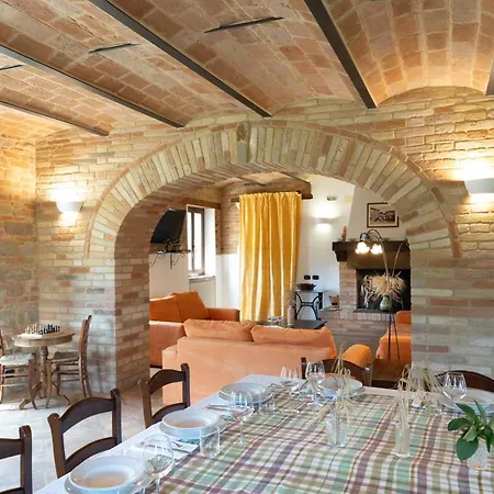 Collerovere Villa Sant'Angelo in Pontano